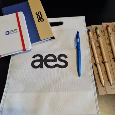 aes libreta con bolsa