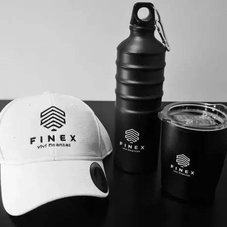 finex botella y gorra